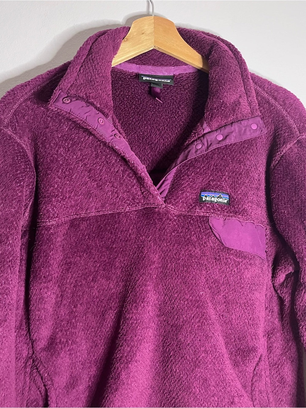 Patagonia® Worn Wear
Women's Re-Tool Snap-T® Pullover Sz XL - Picture 4 of 8
